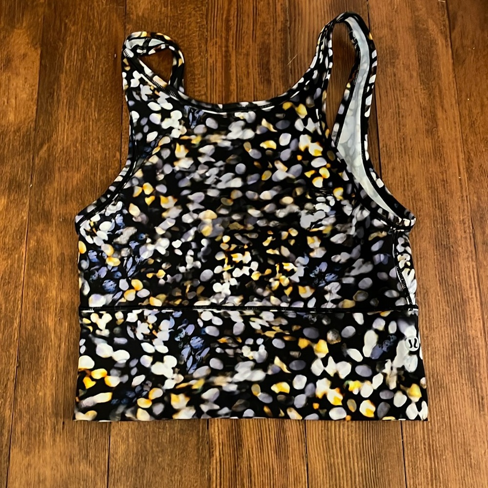 Lululemon tank